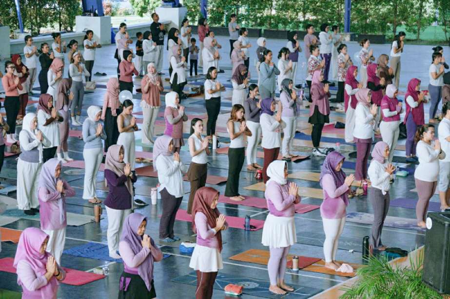 Hari Yoga Internasional