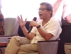 Ini Alasan Rocky Gerung Bela MBG, Ogah Samakan Kritik ke Jokowii dengan Pemerintah Sekarang