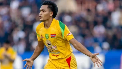 Rachmat Irianto Selalu Mendampingi Pemain Baru, Perkenalkan Karakter Suroboyoan Persebaya Surabaya