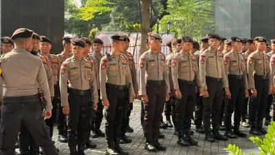 Pengamanan PN Jakpus diperketat jelang vonis Nadiem Makarim, sejumlah publik figur berdatangan