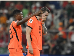 Zlatan Ibrahimovic semprot Ronald Koeman usai Belanda tersingkir dari Piala Dunia 2026