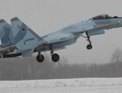 Ukraina Klaim Hancurkan Jet Tempur Rusia Su-35 di Timur