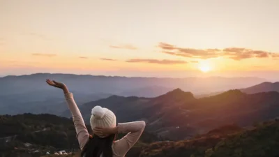 Jadilah Sahabat Terbaik Bagi Diri Sendiri dengan 7 Pengalaman Ini, Menurut Psikologi