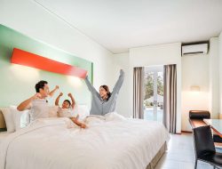 Mau Libur Hemat? Nginap di HARRIS Resort Waterfront Batam 3 Malam Cuma Bayar 2 Malam