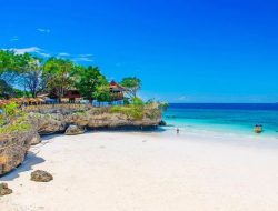 Pantai Mantak Jadi Primadona Liburan di Pidie, Aceh