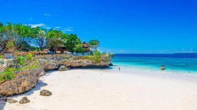 Pantai Mantak Jadi Primadona Liburan di Pidie, Aceh