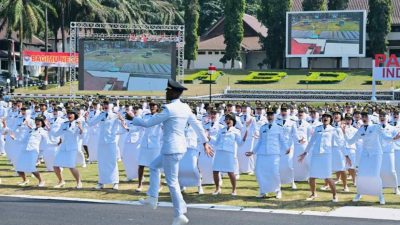 1.204 Pamong Praja Muda IPDN Dilantik Prabowo