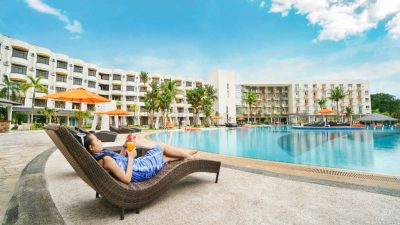 HUT ke 24, Harris Resort Waterfront Batam Bagi-bagi Voucher Nginap Gratis di IG, Ini Syaratnya