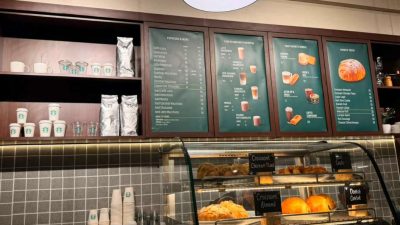 Baru Buka! Nikmati Kopi Starbucks di Aston Inn Gideon Batam, Ada Aneka Pastry Menggoda