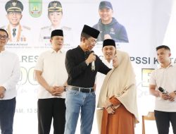 Tekan Inflasi, Wako Batam Gandeng Polresta dan PSSI Bagi-Bagi 1.000 Paket Beras