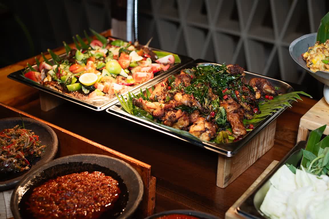 Makan Siang Jom Merarau Batam