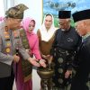 Kapolda Kepri Kunker ke Natuna: Bawa Bantuan, Bedah Rumah, dan Pesan Siap Melayani