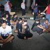 Bukit Senyum Digerebek Tim Gabungan: 24 Orang Positif Sabu, 7 Paket Disita