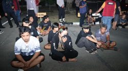 Bukit Senyum Digerebek