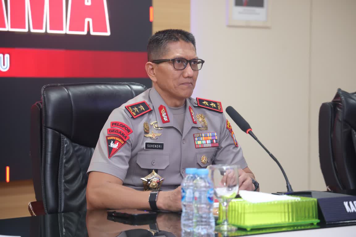 8 Commander Wish Kapolda Kepri