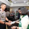 25 Warga Batam Lulus Sertifikasi Bahasa Inggris Garapan Polda Kepri
