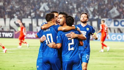 Persib Pertahankan Start Sempurna di ACL Two, Tolic Soroti Kekompakan dan Debut Sandy Walsh