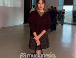 Raisa Tampil Menonjol di Paris Fashion Week dengan Gaya Kasual dan Elegan