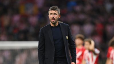 Manchester United Masih Pertahankan Carrick, Conte Belum Jadi Opsi Nyata