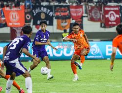 Persita Akhiri Laju Sempurna Persija Lewat Gol Menit Akhir di Serang